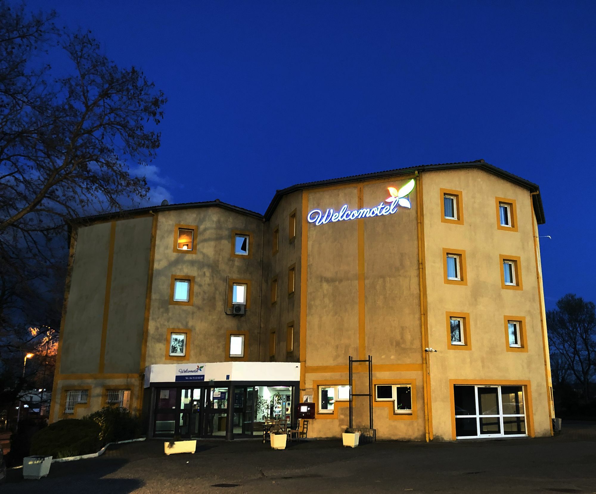 Hotel 25 몽뗄리마 외부 사진
